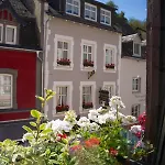 Mosel Roeschen * 贝恩卡斯特尔-屈斯