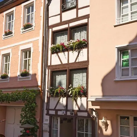 Mosel Roeschen 度假居 *